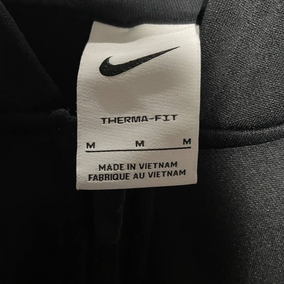 Nike Elite Therma Fit - Kids Black and White Tracksuit Set - Picture 5 of 5